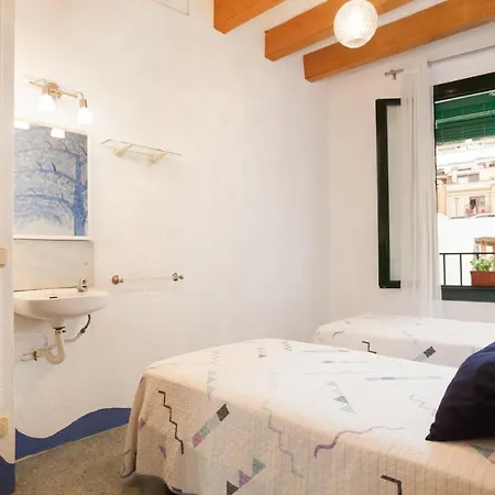 Let's Holidays House In The Heart Of Tossa Casa vacanze