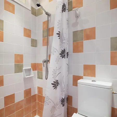 Let's Holidays House In The Heart Of Tossa *